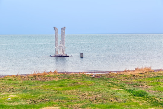 青海省青海湖西王母雕像