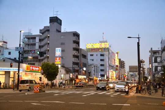 大阪街头夜景