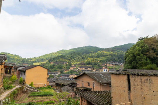 桂峰村