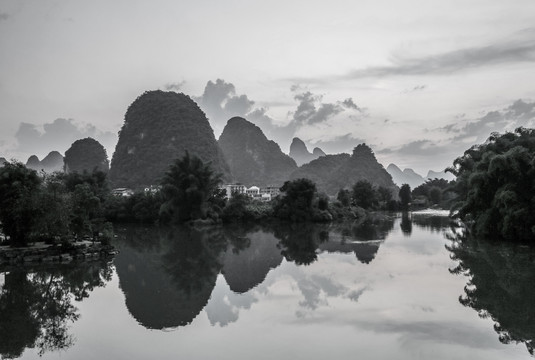 水墨山水