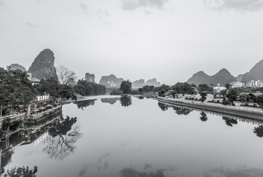 水墨山水