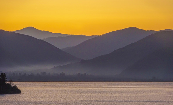 泸沽湖的夕阳