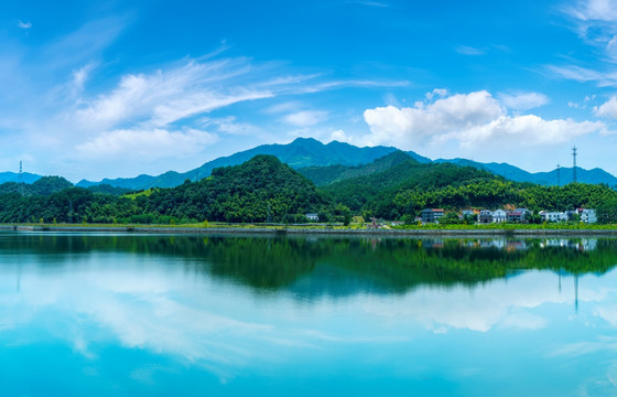 山水风光湖泊美景