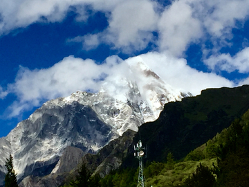 四姑娘山