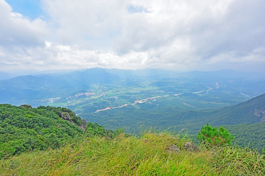 封开麒麟山