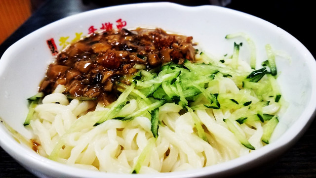 肉酱面