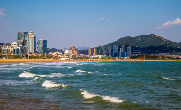 青岛石老人海水浴场