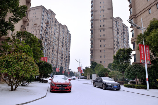 住宅小区雪景