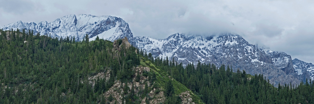 天山