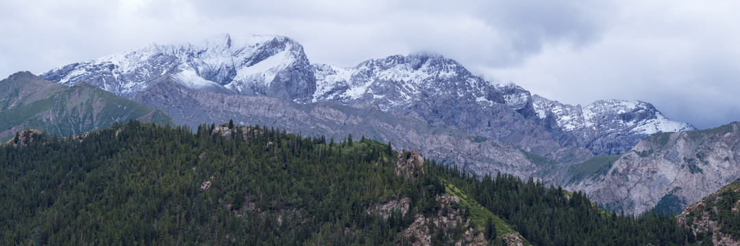 天山