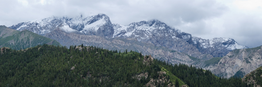 天山