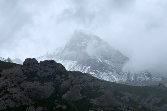 天山