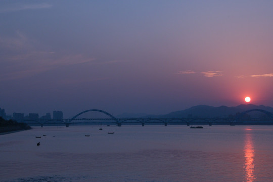 杭州钱塘江日落钱江四桥复兴大桥