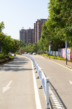 人和江人三路街景