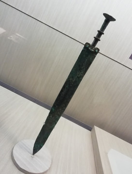 青铜器剑