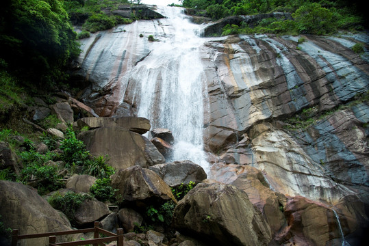 山中小溪