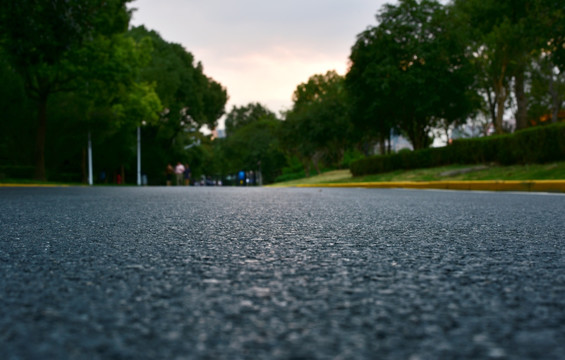 柏油路特寫