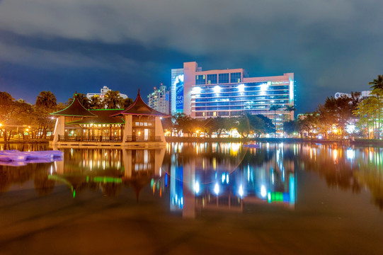 台湾台中公园夜景