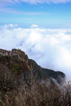 峨眉山舍身崖云海