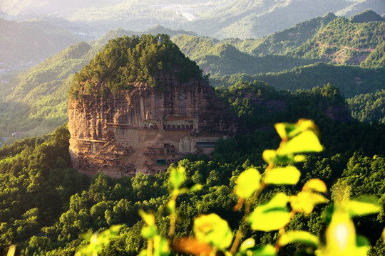 天水麦积山