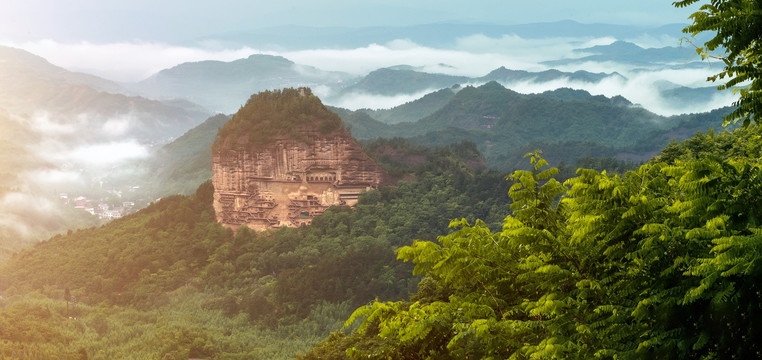 麦积山云海