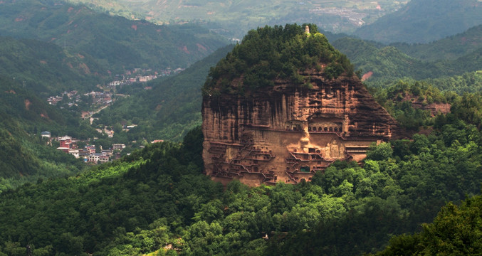 天水麦积山