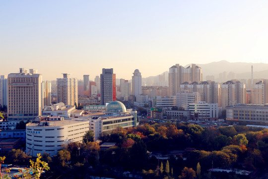 乌鲁木齐红山远眺看美景