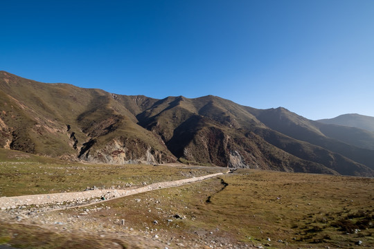 拉脊山