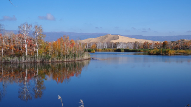 北疆白沙湖风光