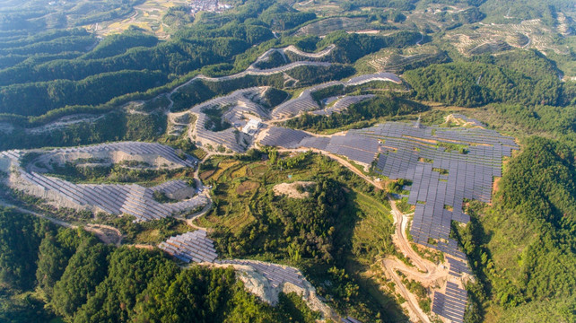 山区太阳能发电