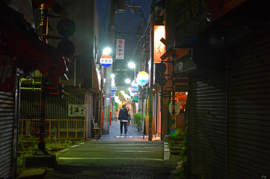 大阪街头夜景