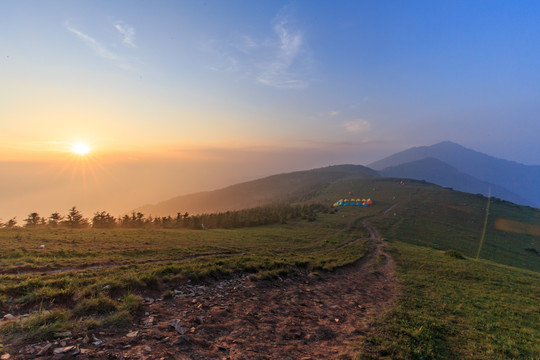 北京海坨山高山草甸夕阳