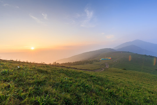 北京海坨山高山草甸夕阳