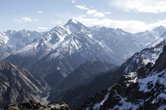 天山