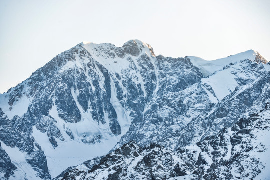 天山