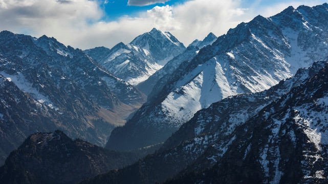 天格尔峰