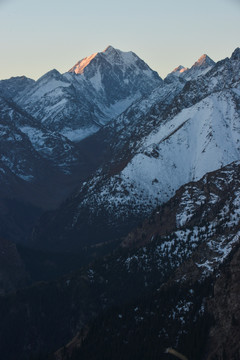 天格尔峰