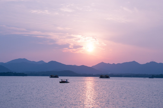 杭州西湖风景区日落夕阳