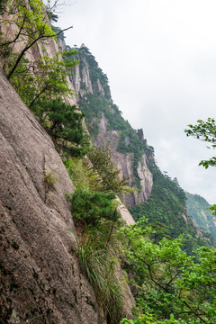黄山悬崖峭壁