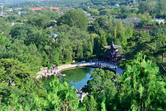 北京香山眼镜湖