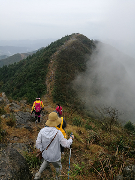 高山徒步