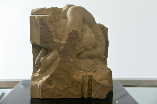 地震灾害主题雕塑
