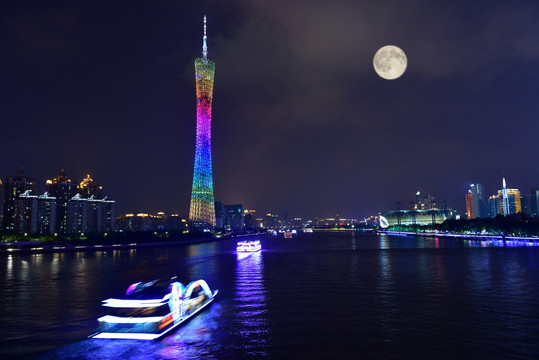 廣州塔月色