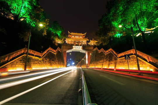 湖南凤凰古城南华门夜景