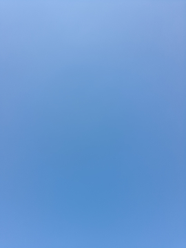 蓝色天空背景