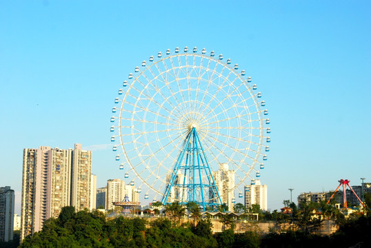 泸州酒城乐园摩天轮