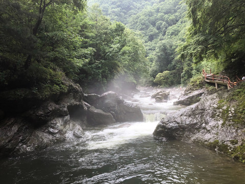 溪流瀑布山水秦岭黄柏源