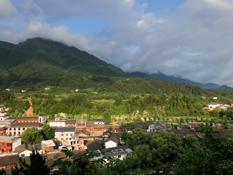 华阳古镇全景傥骆古道