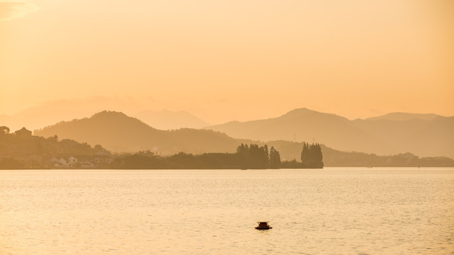 宁波东钱湖