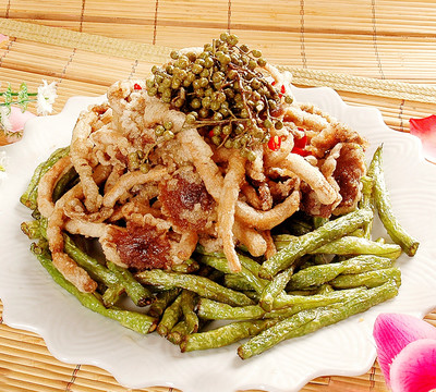 四季豆煸茶树菇